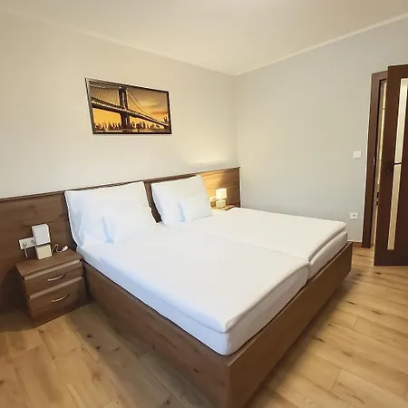 Penzion Borostyankert Etterem & Vendeghaz Sitke